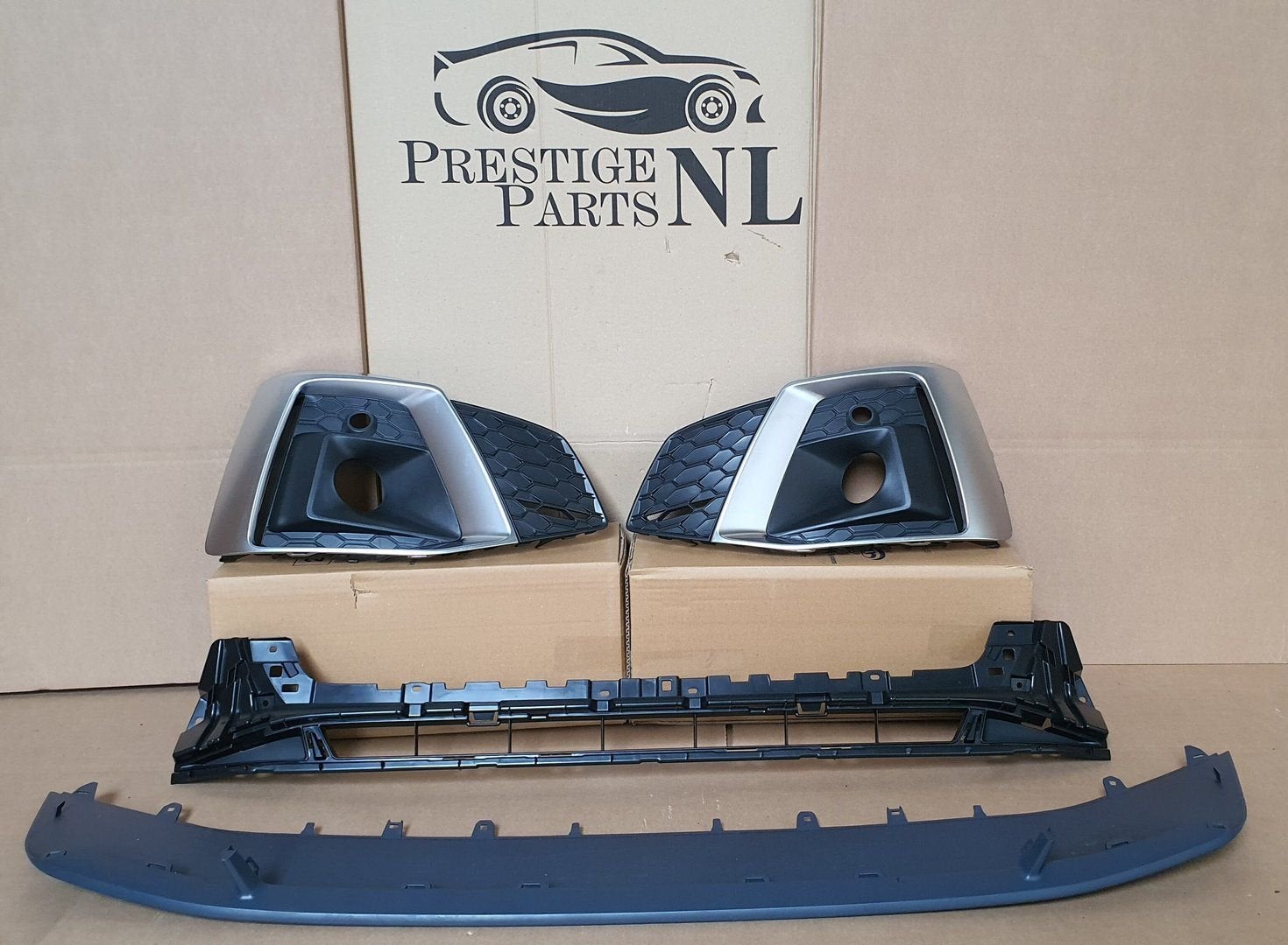 Audi A5 B9 8W S-Line S5 Facelift Roosters Onderlip Set 2019-, Auto-onderdelen, Gebruikt, -, Voor, Ophalen of Verzenden