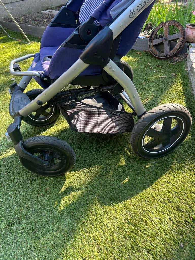 Buhgy, Kinderen en Baby's, Buggy's, Ophalen, Zo goed als nieuw