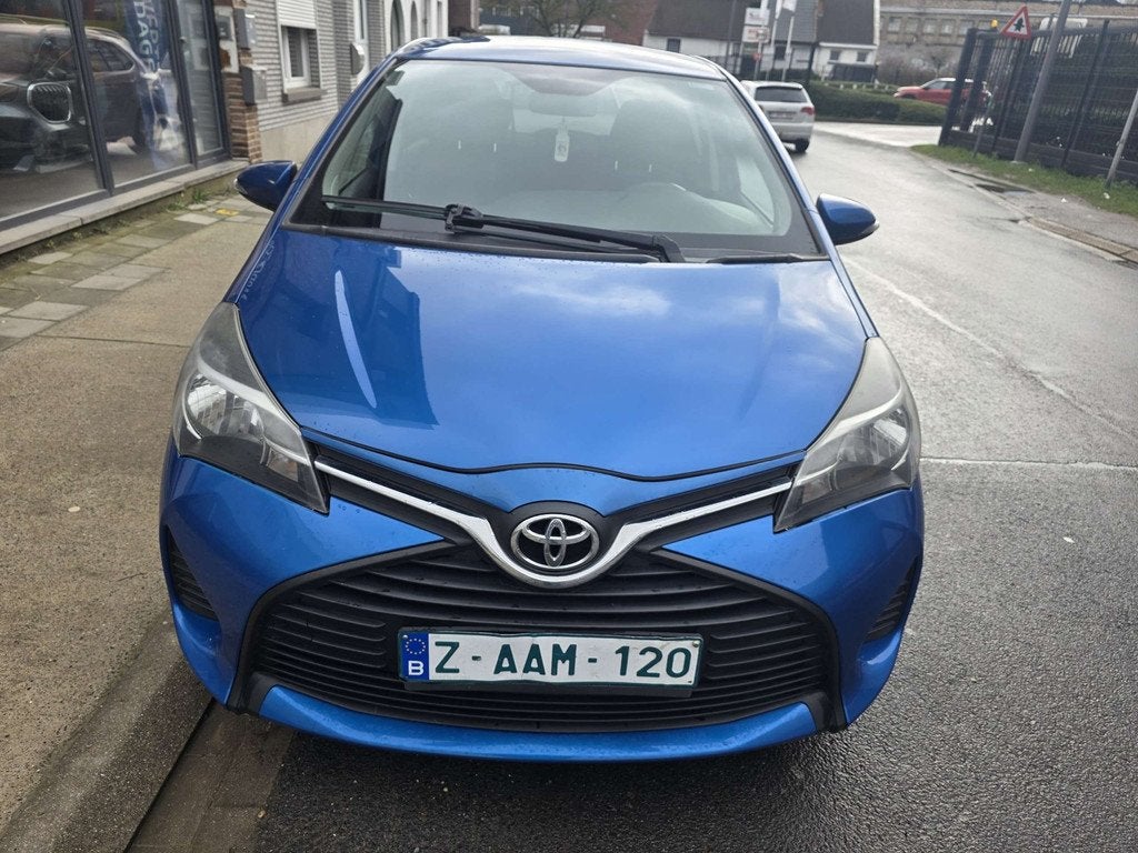 Toyota Yaris 1.33 VVT-i airco/caméra de recul (bj 2017), Auto's, Gebruikt, Euro 6, 4 cilinders, Blauw