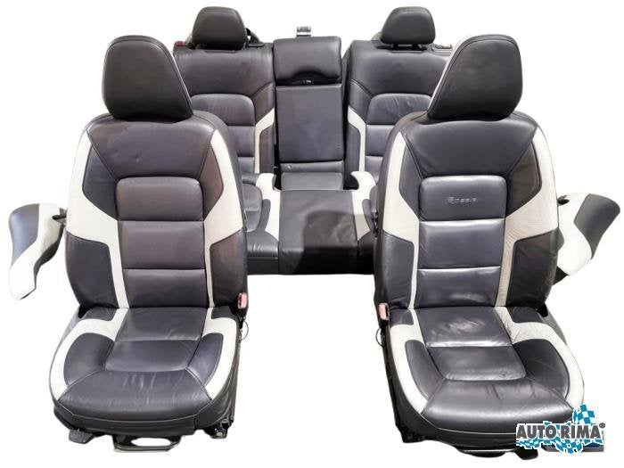 Kit revêtement (complet) d'un Volvo V70, -, 3 mois de garantie, -, -