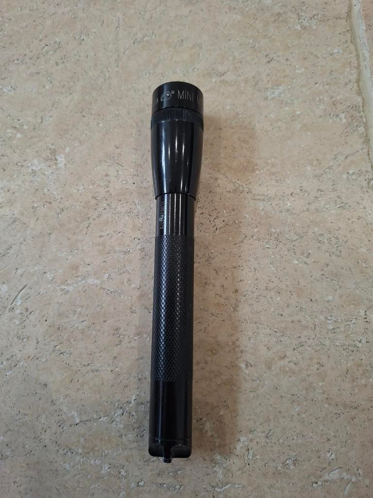 Mini MagLite Led AA USA, Enlèvement ou Envoi