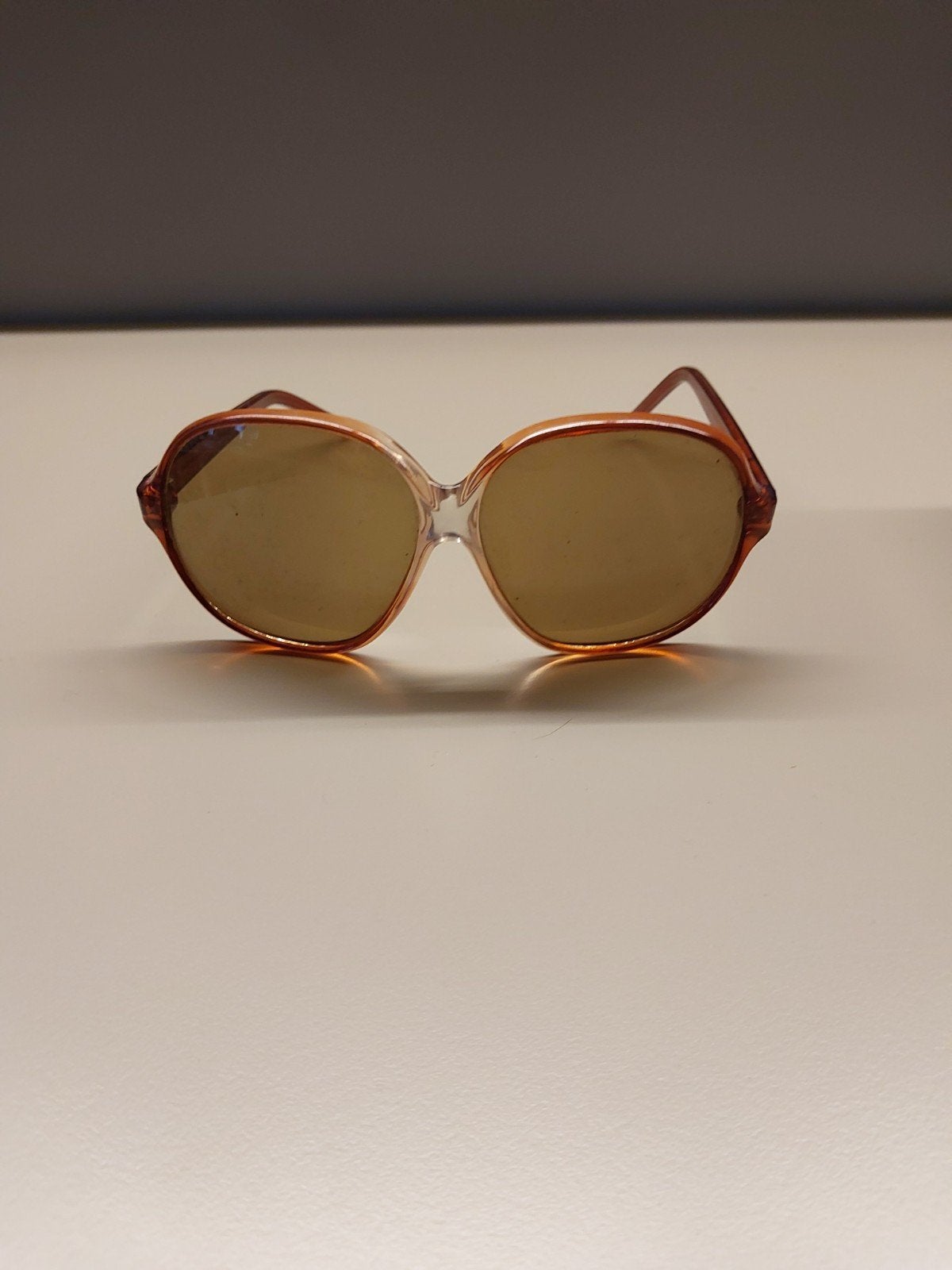 Lunettes de soleil des années 70, Enlèvement ou Envoi, Lunettes de soleil