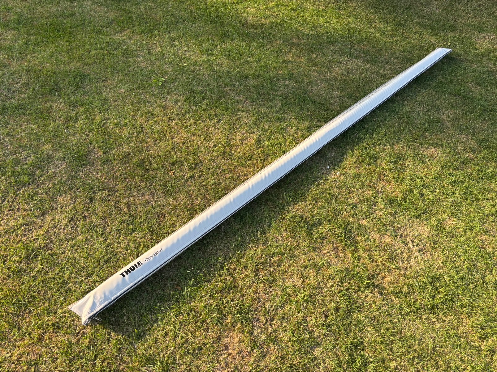 Thule omnistor 1200 350 x 250 zakluifel mystic grey, Caravans en Kamperen, Voortenten en Luifels, Ophalen, Zo goed als nieuw, PVC