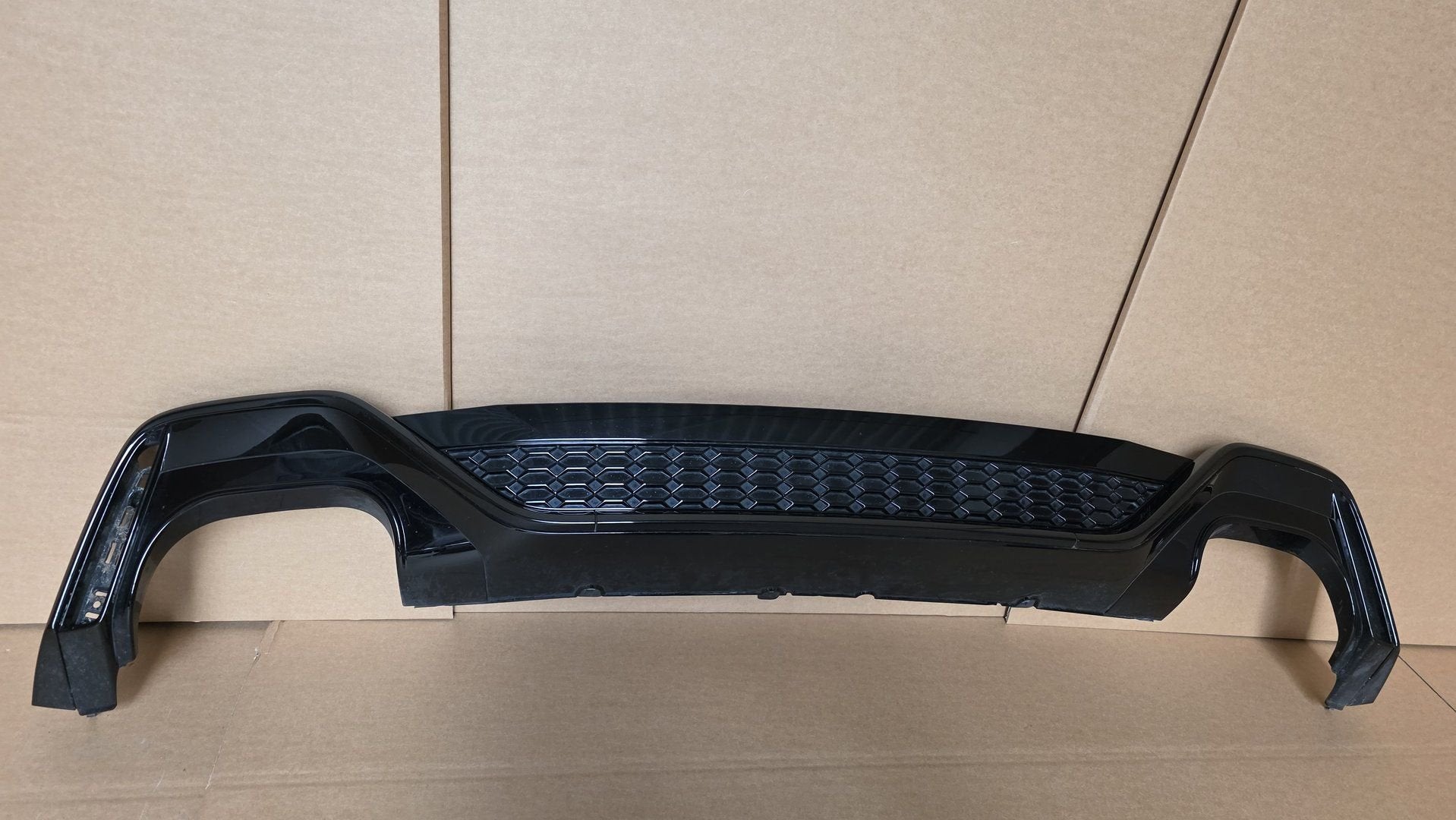 RS6 RS7 C8 4K8 4K Diffuser Achter 4K8807514 HOOGGLANS ZWART, Arrière, -, Origine de la pièce connue, Audi