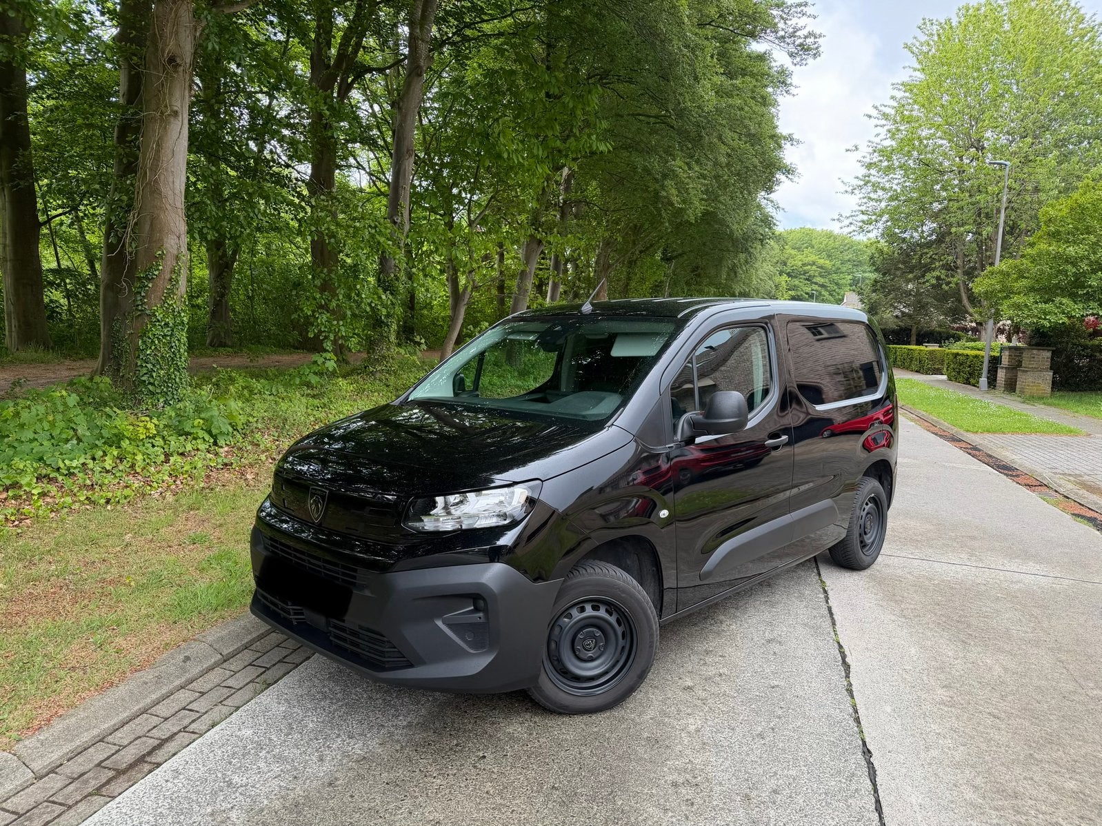 Peugeot Partner NOUVEAU modèle 2024, Achat, Euro 6, Boîte manuelle, Entretenue par le concessionnaire