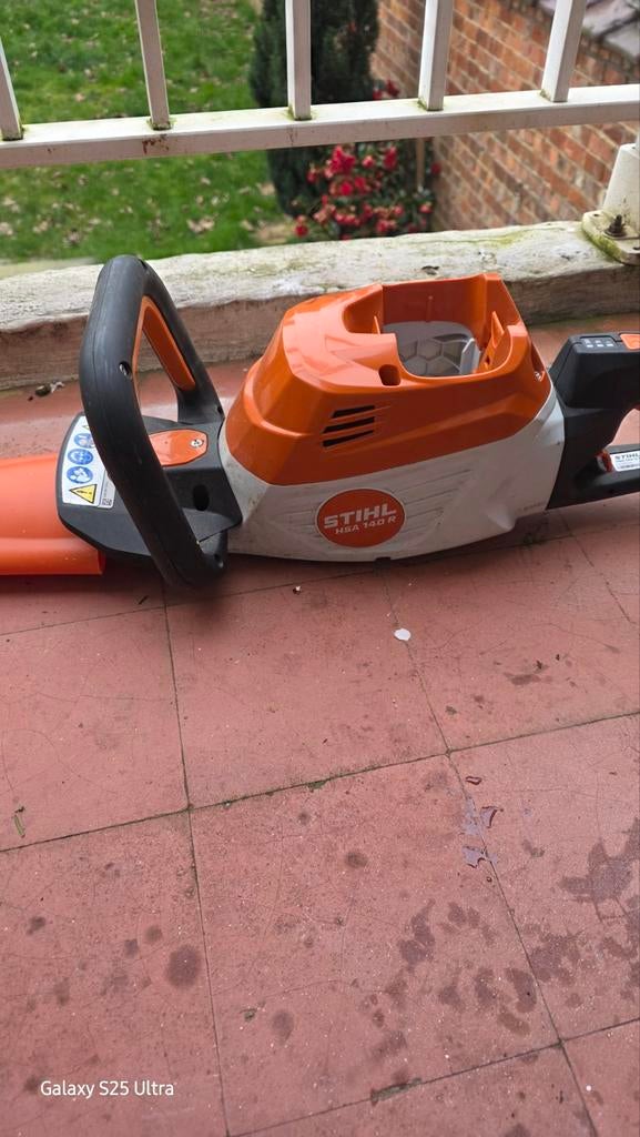 Taille haei sthil hsa 140 R bon état