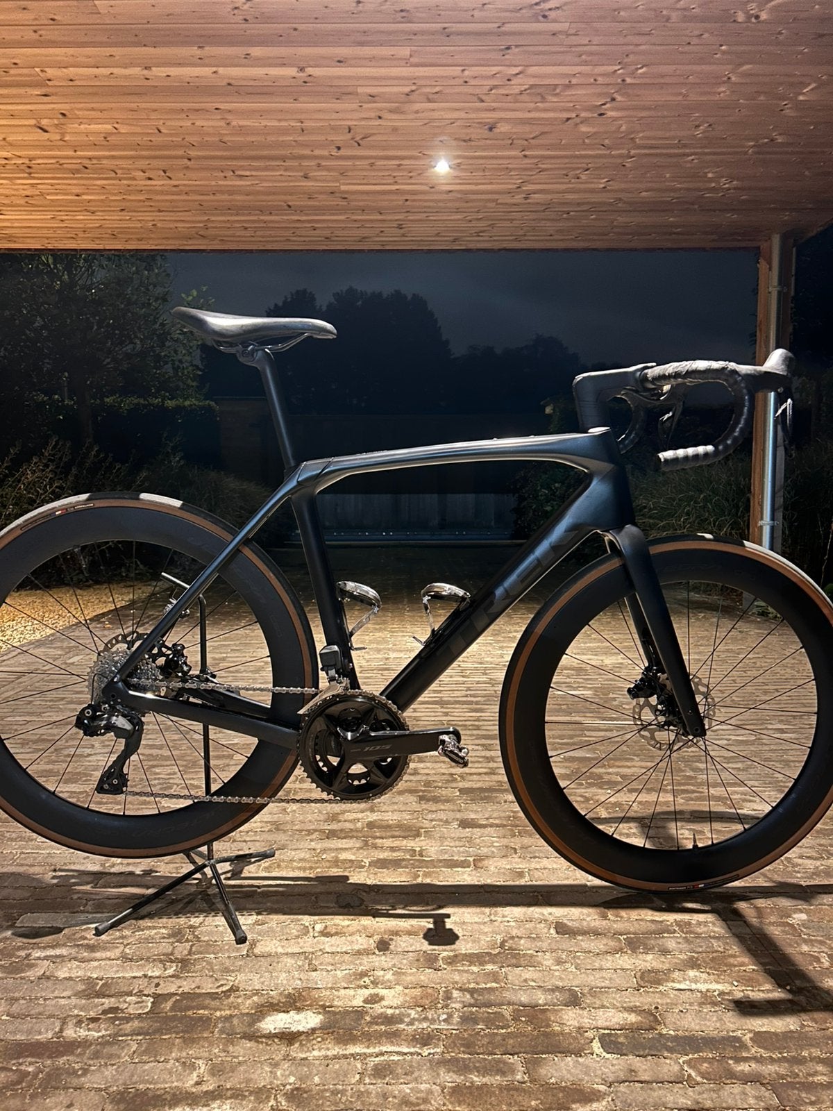 Trek Domane SL 6 – Carbon – M/L, Fietsen en Brommers, Gebruikt, Carbon, Heren, Meer dan 20 versnellingen