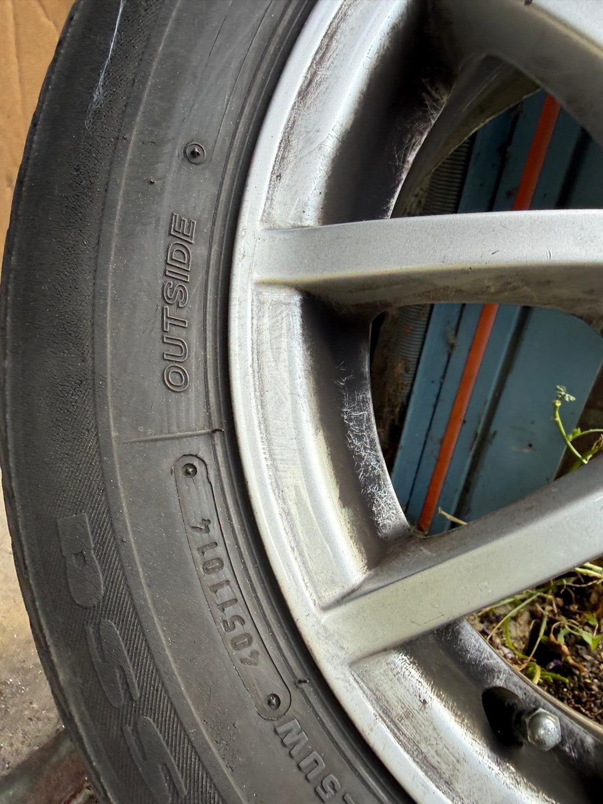 Te koop: 4 lichtmetalen velgen met zomerbanden – 165/70 R14, Ophalen of Verzenden