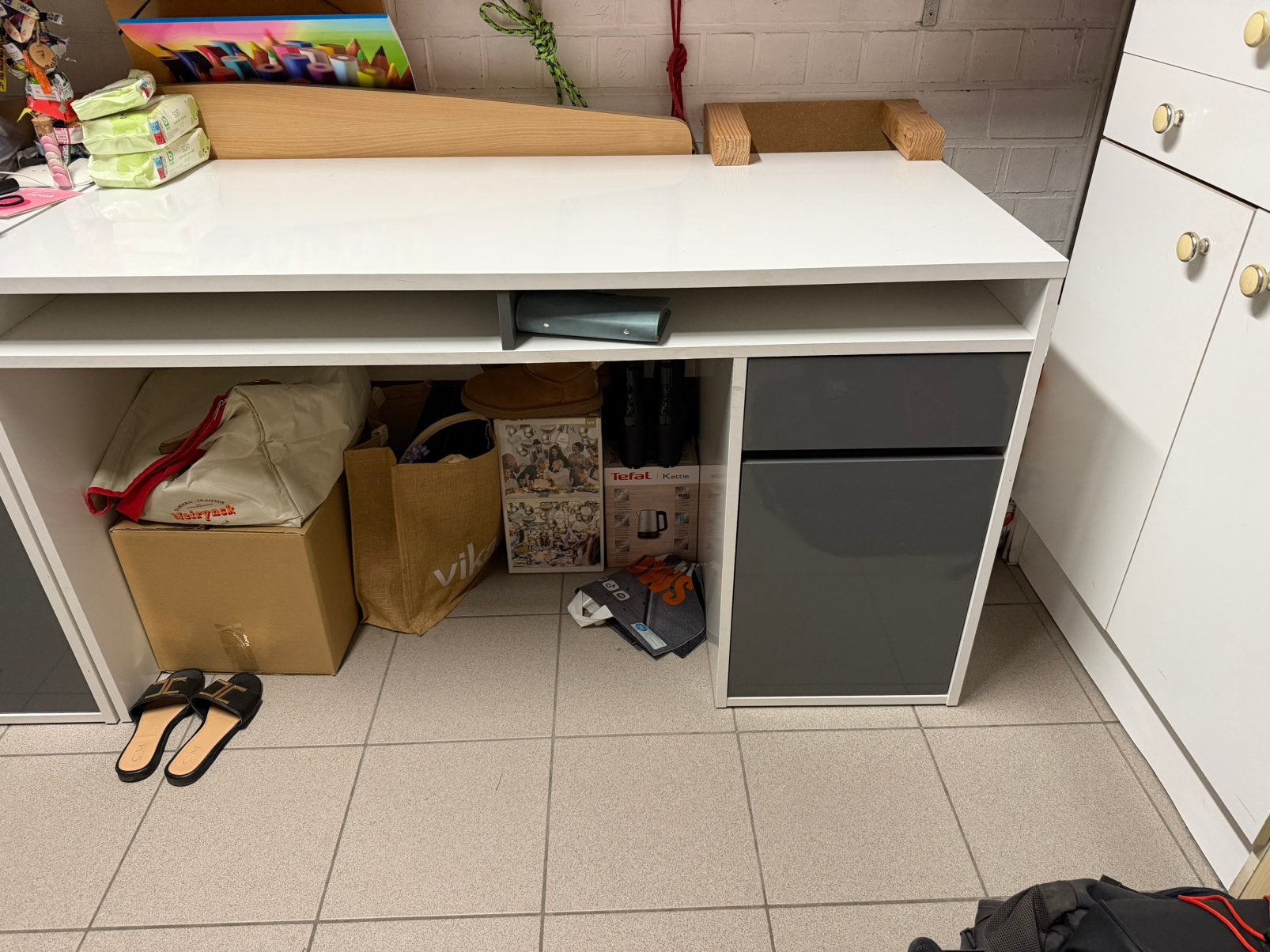 Bureau, Enlèvement, Utilisé, Blanc, Bureau-armoire combiné