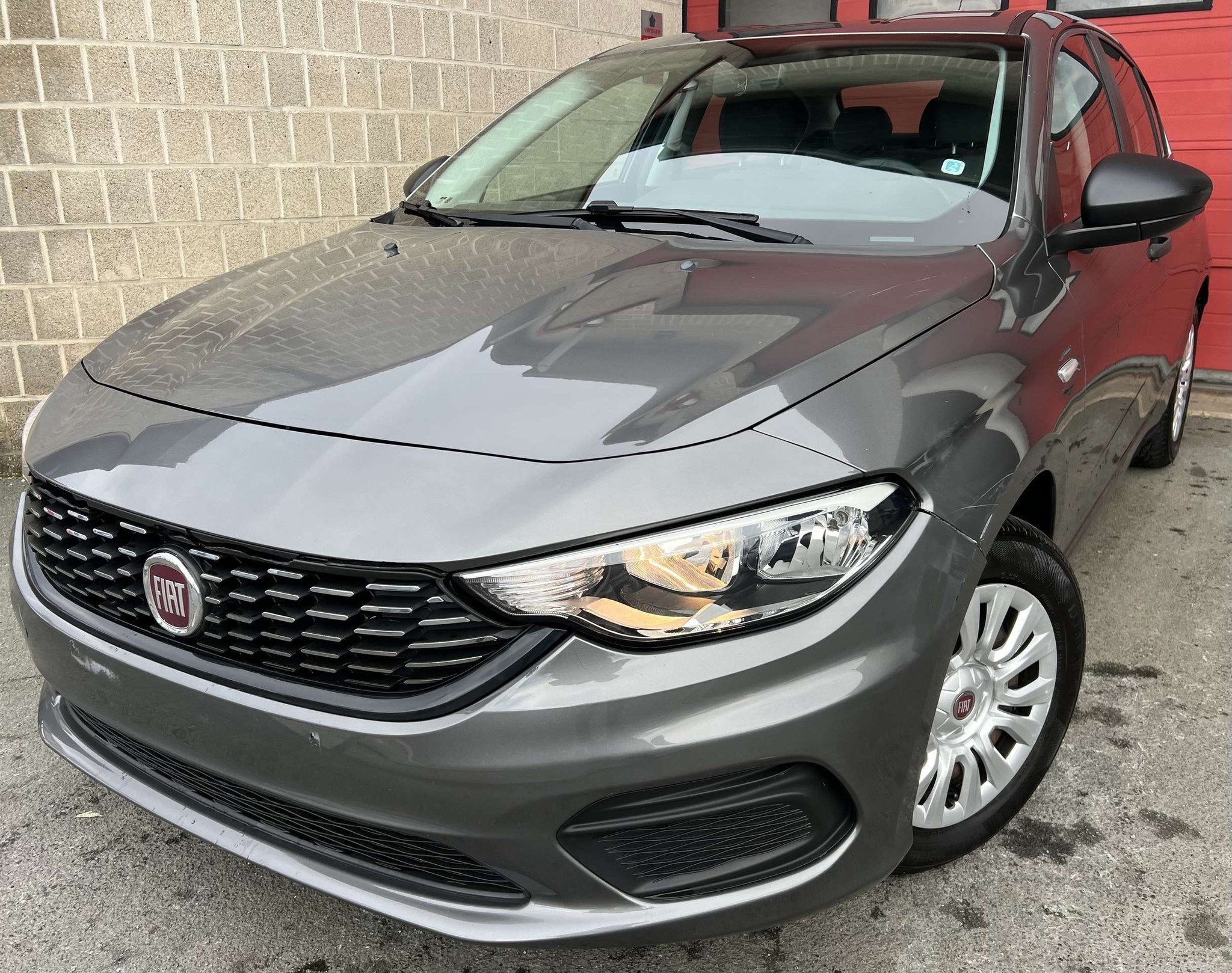 Fiat Tipo 1.4i Easy + CLIM + CAR-PASS (bj 2018), Auto's, Fiat, 4 deurs, Gebruikt, Euro 6, 4 cilinders