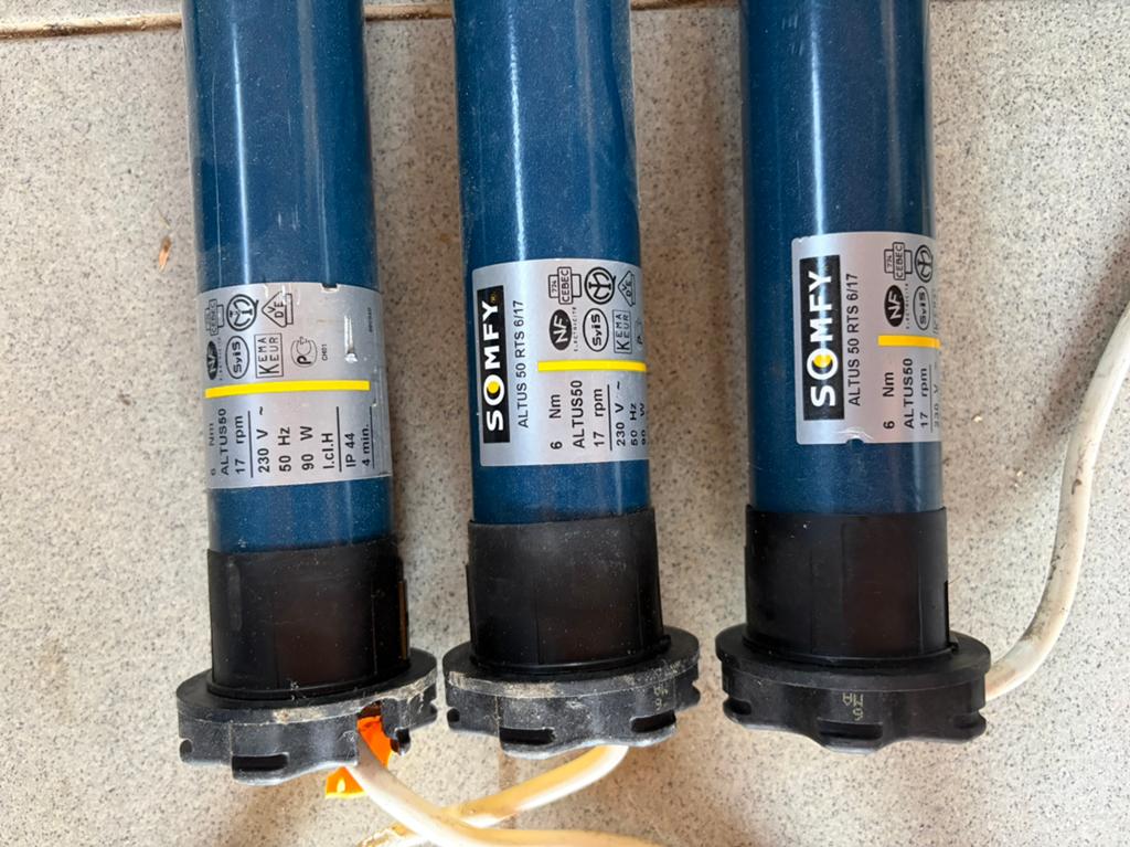 somfy altus 50 rts 6/17, Bricolage & Construction, Volets, Enlèvement, Comme neuf