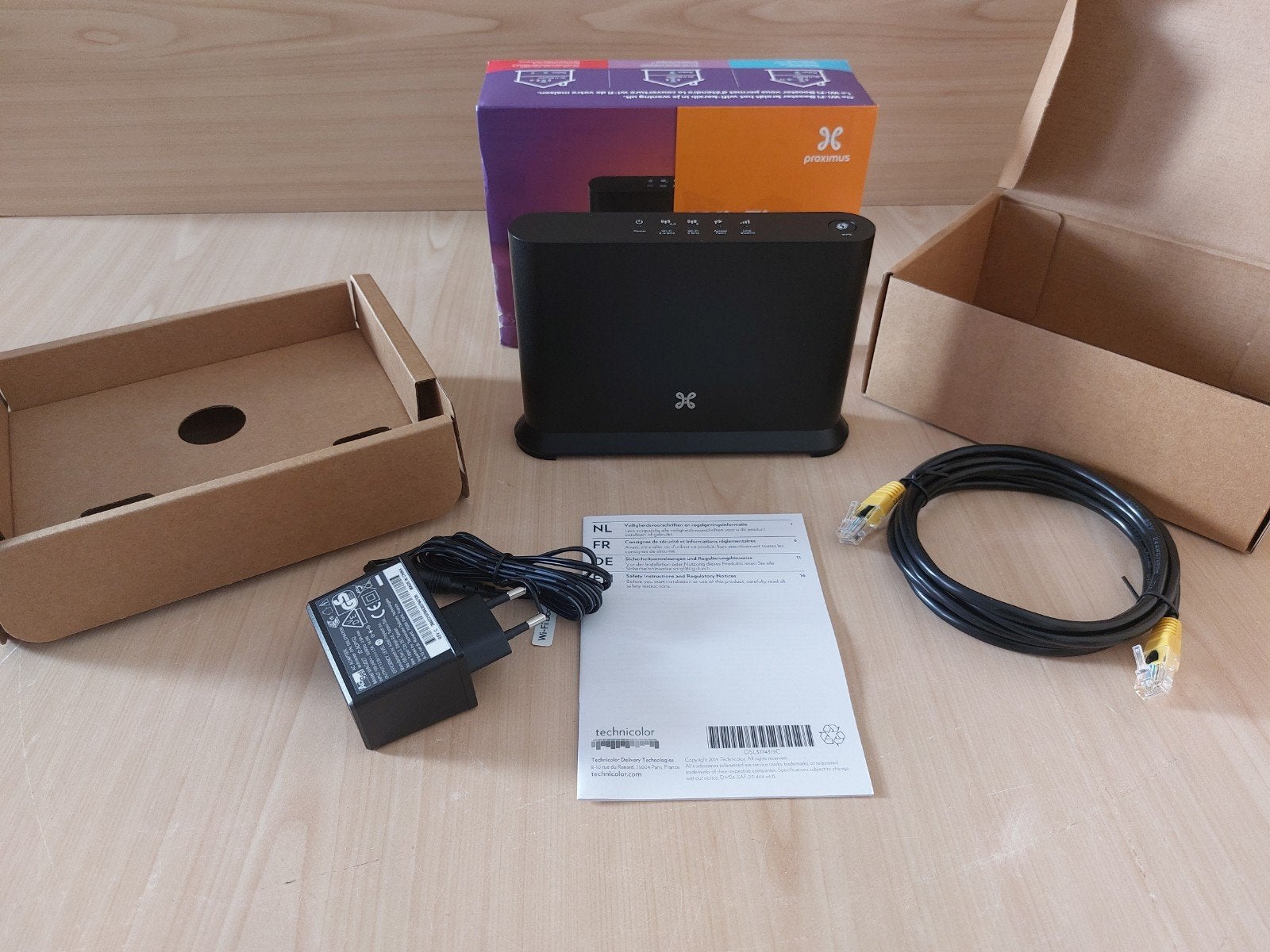 WiFi booster proximus, Informatique & Logiciels, Routeurs & Modems, Enlèvement