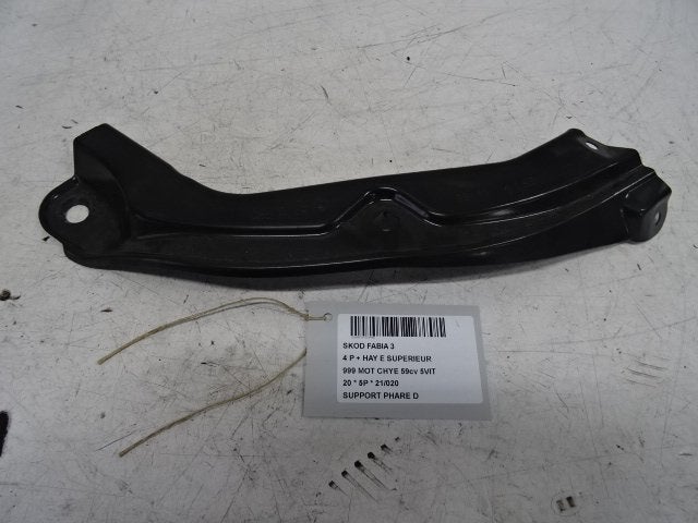 SUPPORT PHARE DROIT Skoda Fabia III (NJ3) (6V0805932), Autos : Pièces & Accessoires, Utilisé, Skoda