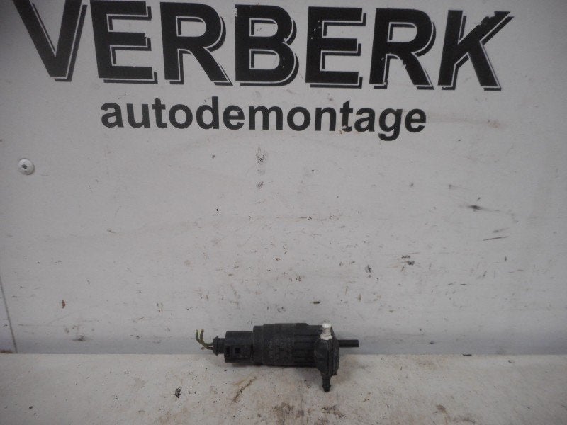 RUITENSPROEIERPOMP VOOR Golf IV (1J1) (1k6955651), Gebruikt, Volkswagen, Volkswagen AG, Kundenbetreuung@volkswagen.de