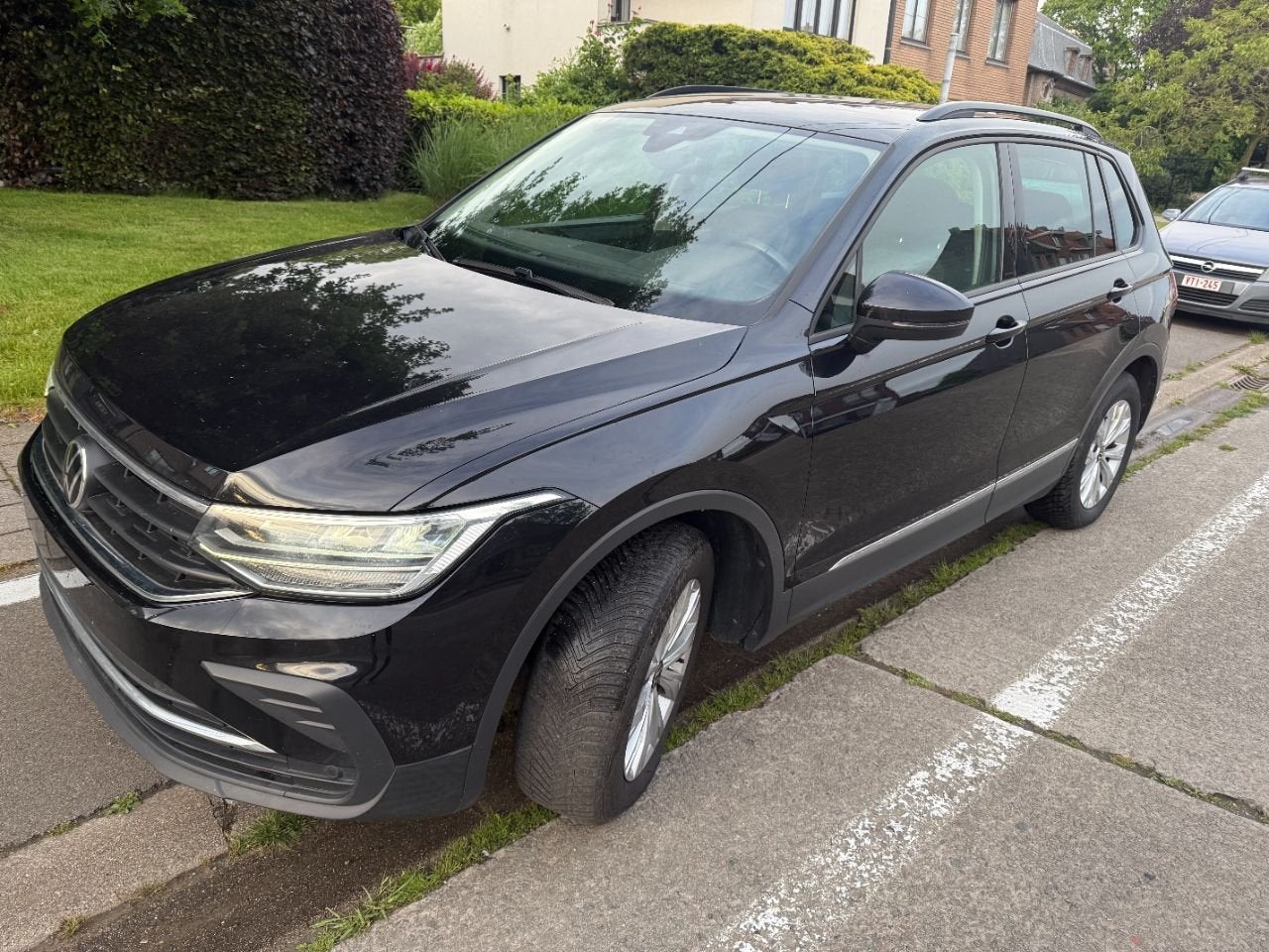 Volkswagen Tiguan Life (année de construction 2021), Autos, https://public.car-pass.be/vhr/3567bf33-e26e-4075-90de-f78d864cea72