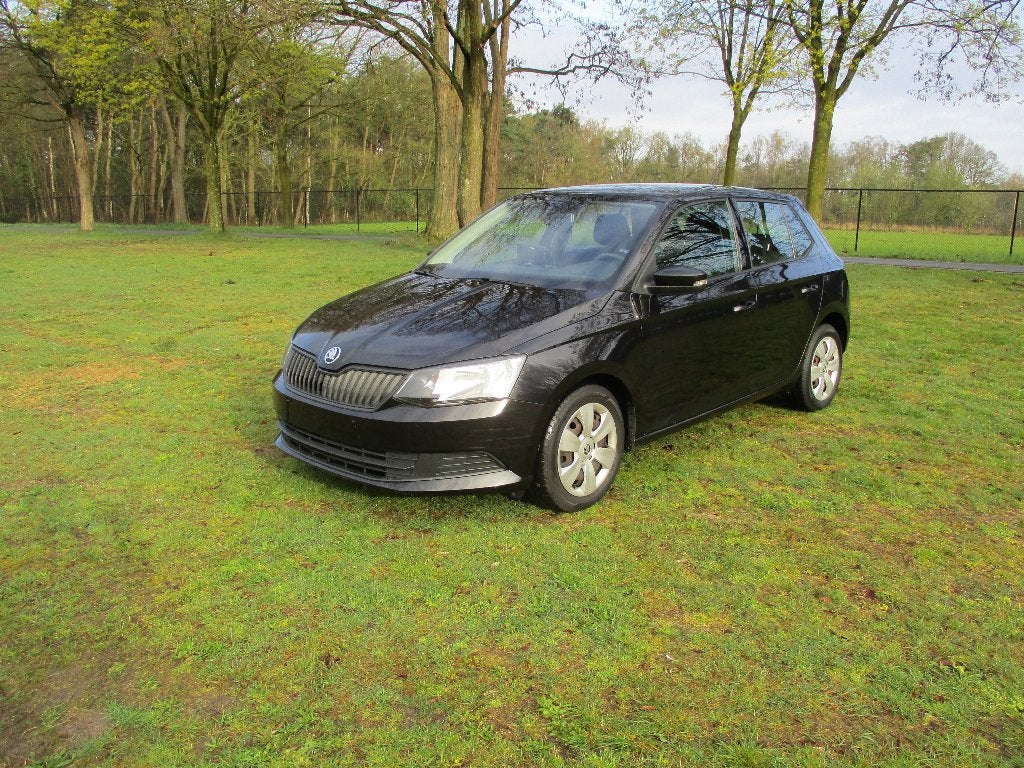 SKODA FABIA AMBITION 1.0 BENZ BJ 2017 134.000KM+ CAR PASS., Auto's, Skoda, Voorwielaandrijving, Stof, 139 g/km, 4 cilinders
