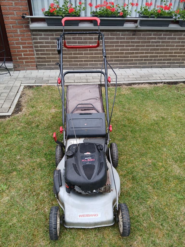 Grasmachine benzine, Ophalen