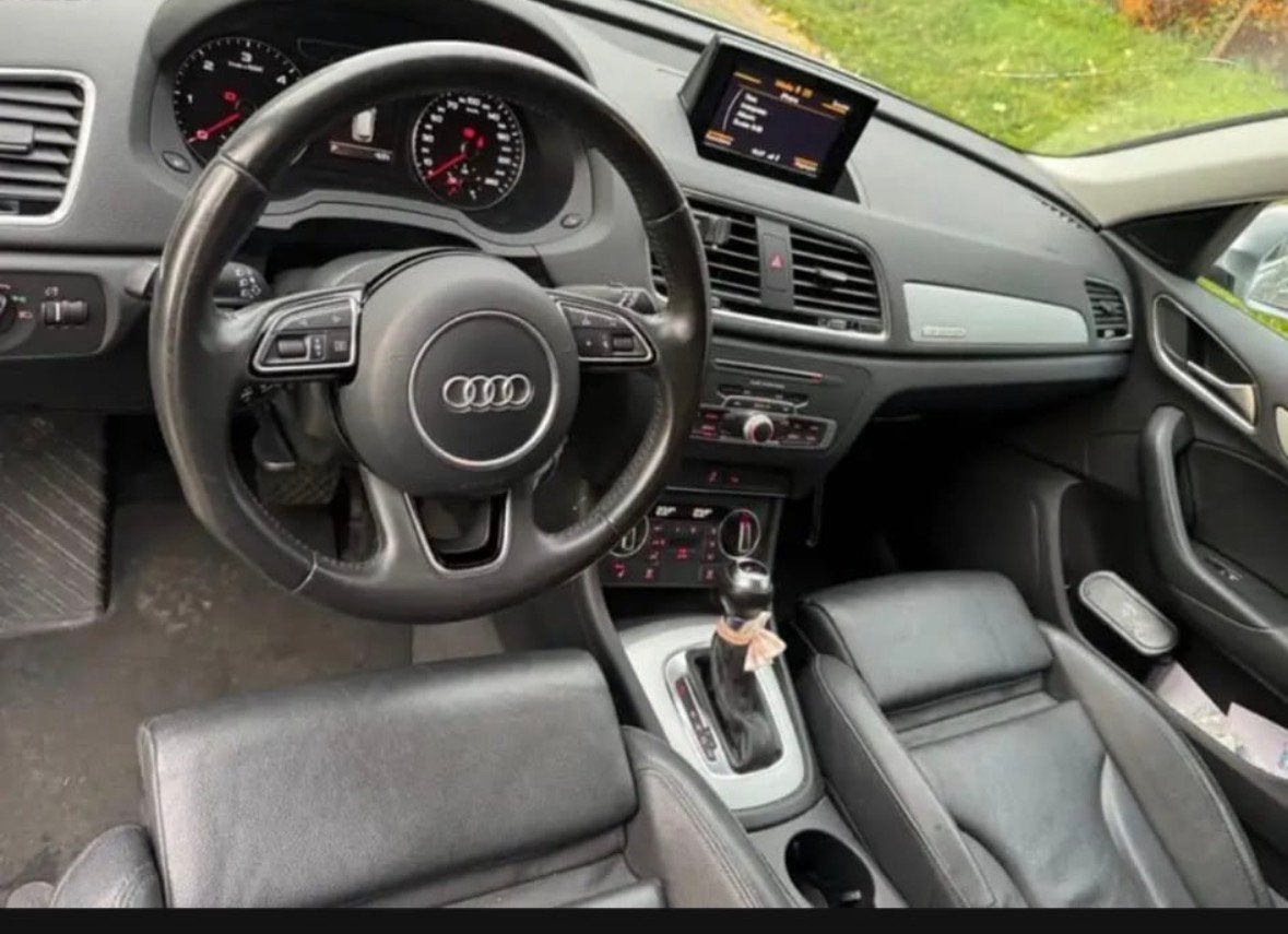 Audi q3 2015 euro 6b, Auto's, Audi, Automaat, Leder, Bedrijf, Vierwielaandrijving