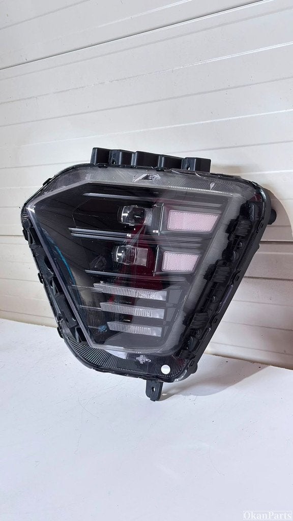 Hyundai Kona II LED linker koplamp links 92101BE100, Gebruikt, Heolleung-ro 12
06797  Seoul, Info@hyundai.com, Hyundai