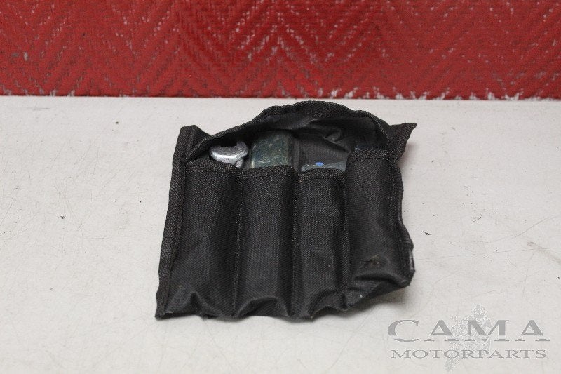 ENSEMBLE D'OUTILS YZF R3 R25 2014-2018 (YZF-R25 YZF-R3 BR5), Dhr. S. di Majo, Utilisé, Info@cama-motorparts.nl, P.J. Troelstraweg 8 8
3144 CX  MAASSLUIS, NL