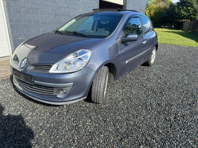 zeer propere Clio Automaat, Auto's, 82 kW, 4 cilinders, Bedrijf, 5 zetels