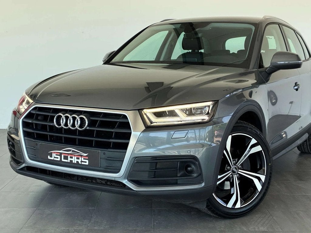 Audi Q5 2.0 TDi-1ERPRO-COCKPIT-GPS-CUIR-JANTES20-PDC-ATTELAG, Auto's, Audi, Gebruikt, 4 cilinders, Q5, 136 pk