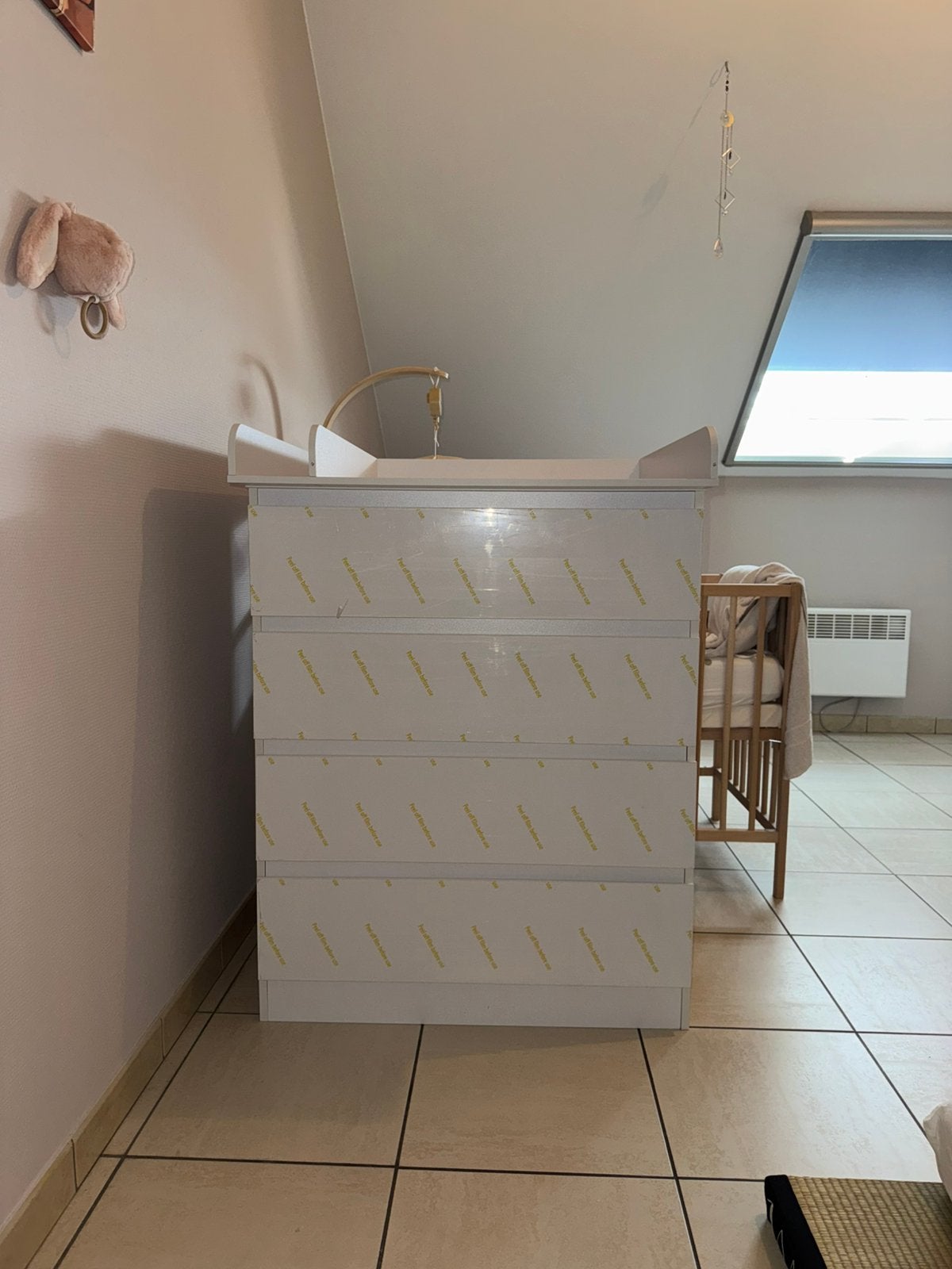 Table à langer + Commode (4 tiroirs) – Neuve, Enlèvement, Comme neuf