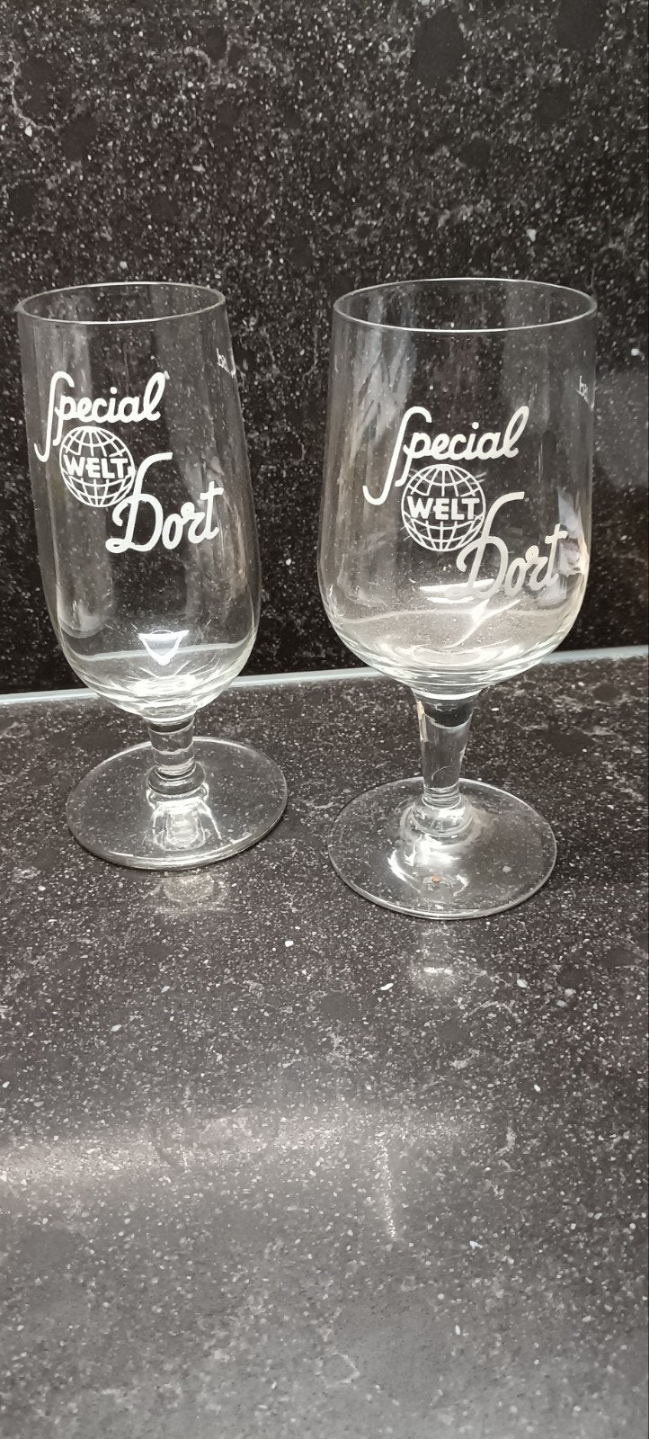 2 oude Bierglazen Welt special dort br Scaldis Hingene, Collections, Enlèvement ou Envoi