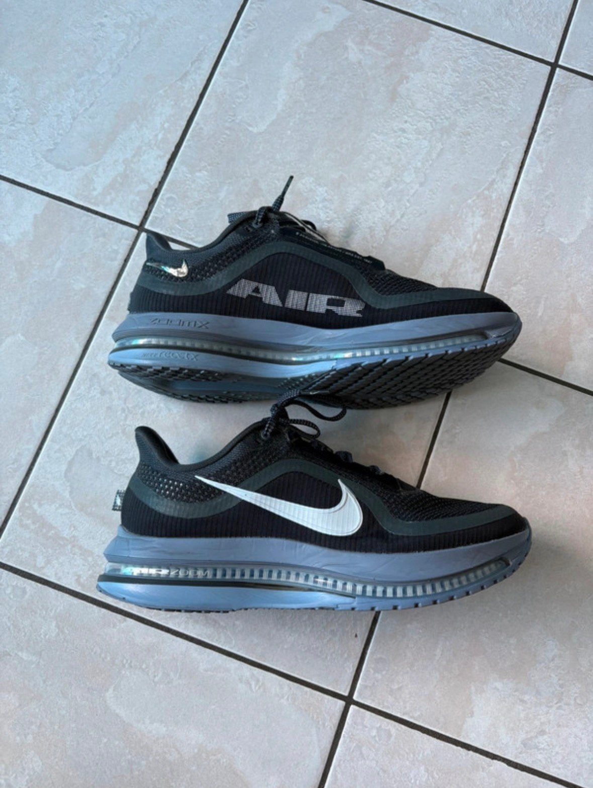 Nike pegasus premium T44, Enlèvement, Comme neuf