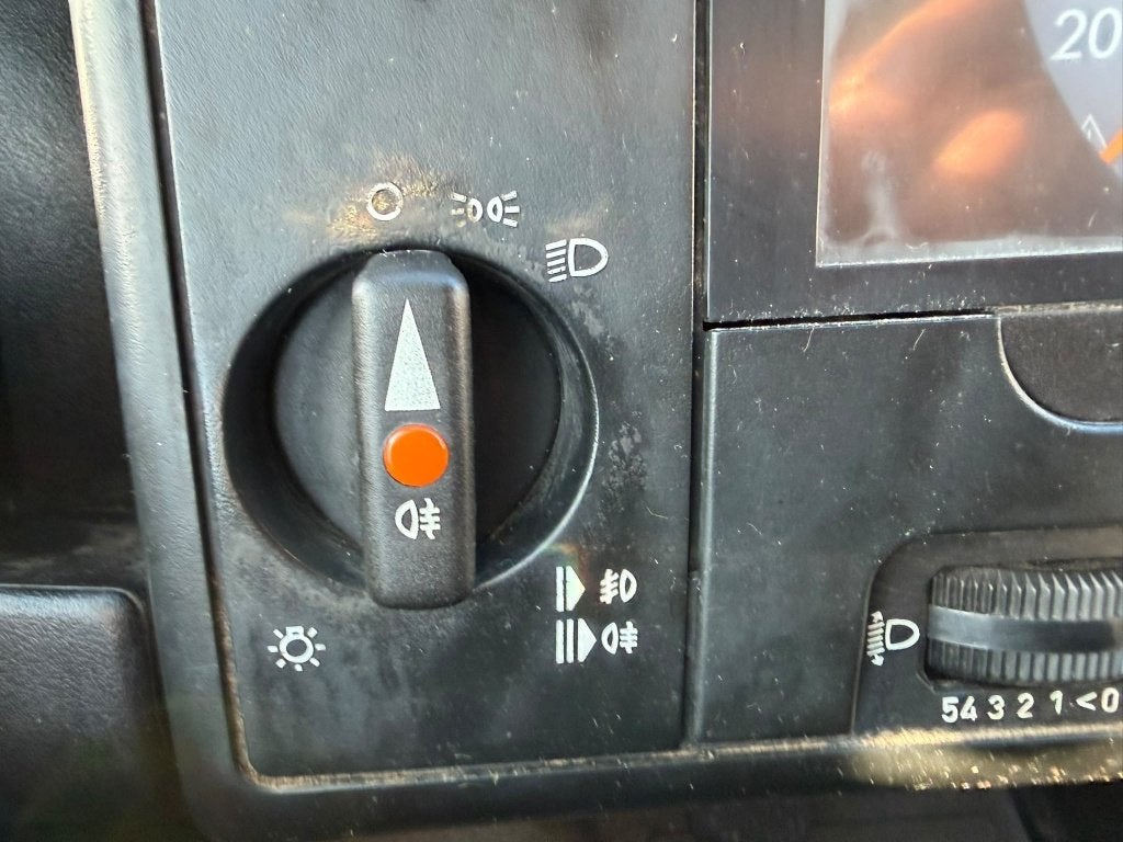 Mercedes Vario 816D (Stock ID 44046) — 22