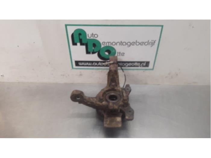 Fusee links-voor van een Opel Astra (Astra H 04-), Gebruikt, -, -, Ophalen of Verzenden