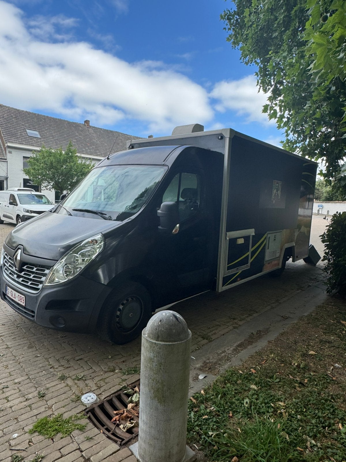 Food truck friterie a vendre avec emplacement, Ophalen