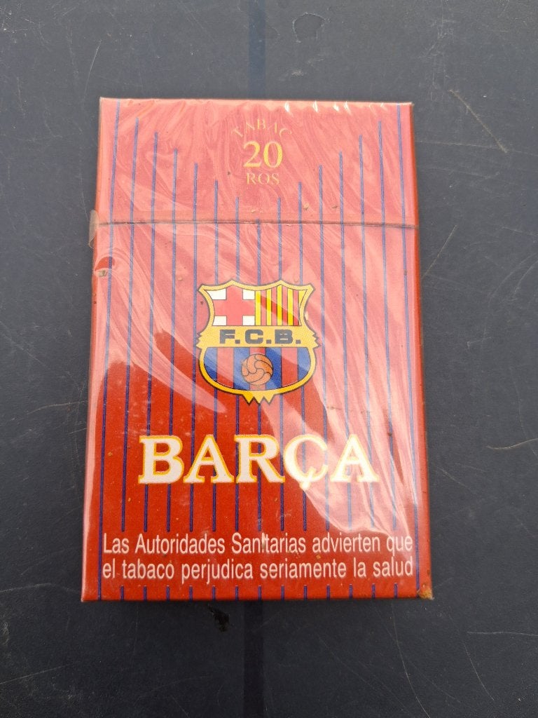 CIGARETTES F.C.B. BARCA.. non ouvertes, Enlèvement ou Envoi, Comme neuf, Panneau publicitaire