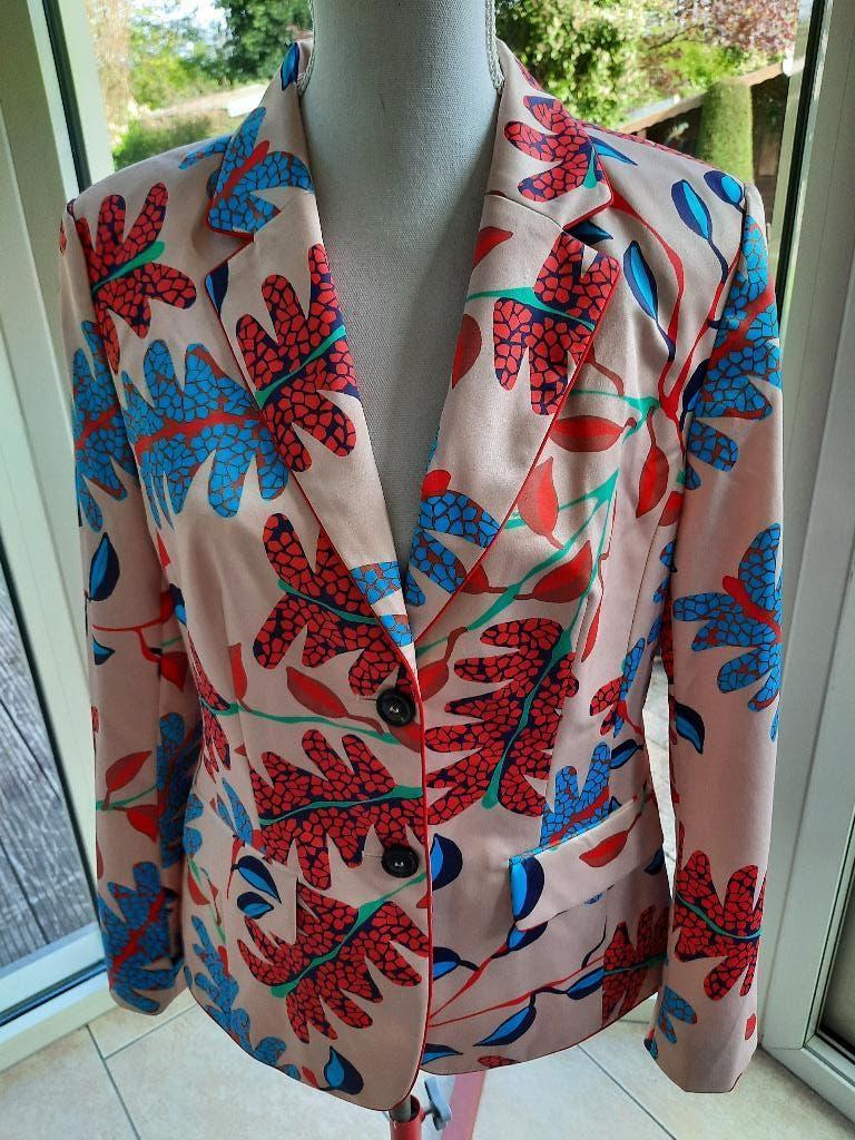 Supermooie blazer MARCCAIN - 5 / 40, Taille 38/40 (M), Enlèvement ou Envoi, Autres couleurs, Comme neuf