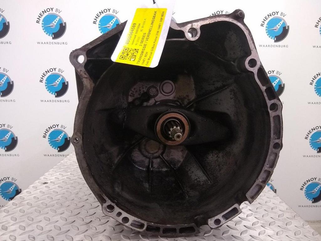 BMW 3 SERIES 316i Executive  TRANSMISSIE / VERSNELLINGSBAK 2, Auto-onderdelen, Ophalen of Verzenden, Gebruikt, Stiba lid