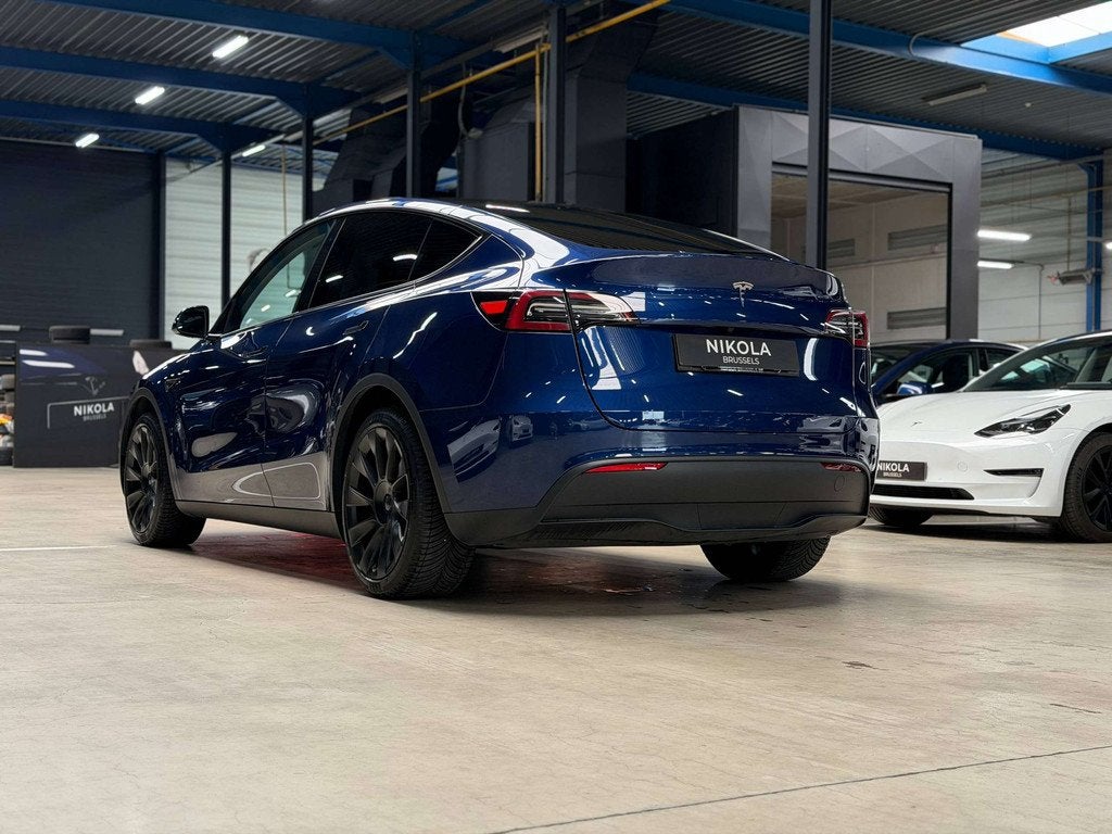 Tesla Model Y REAR WHEEL DRIVE - HIGHWAY AUTOPILOT - 20 INCH, Achterwielaandrijving, Gebruikt, Zwart, Blauw