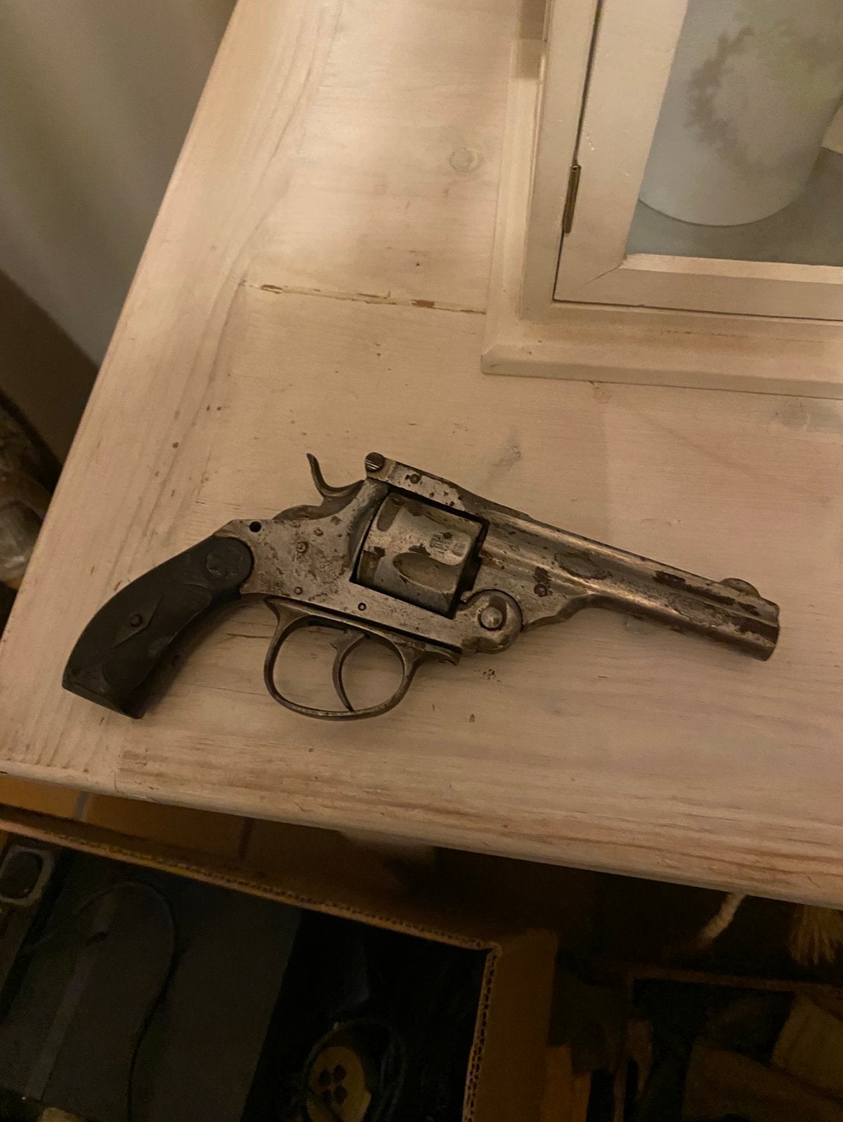 Revolver S&W .32 ( panoplie du XIXeme ), Enlèvement