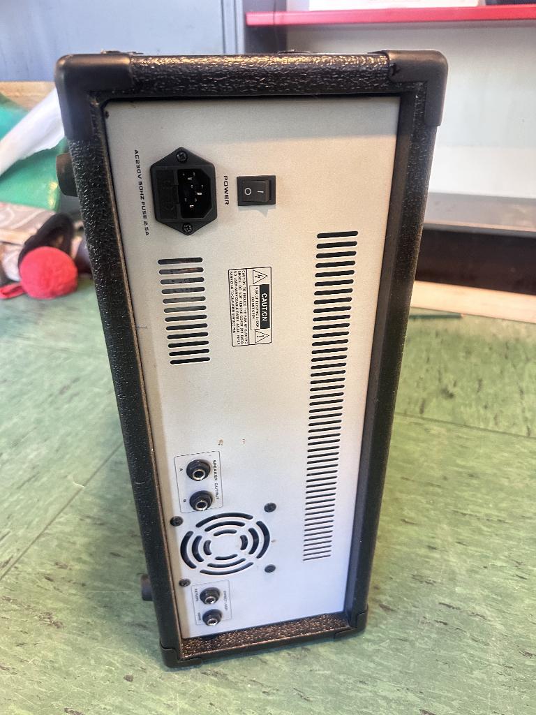 Gatt Audio GAM-8200 powered mixer - powered mixer, Ophalen, Zo goed als nieuw, Audio