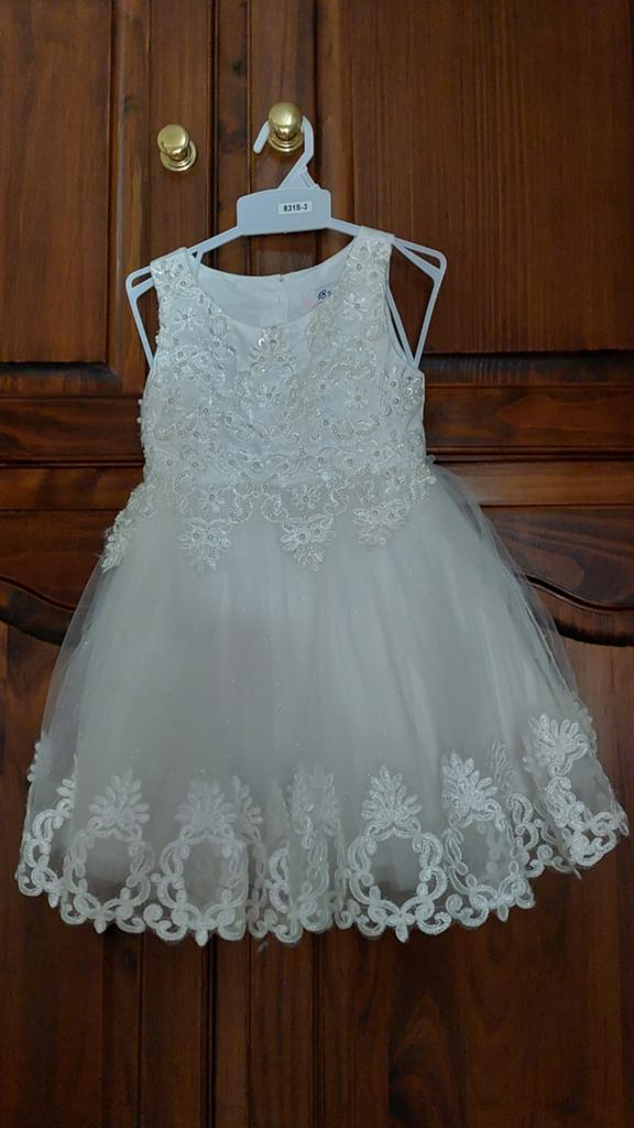 Kleedje wit 18 maanden nieuw, Kleding | Dames, Trouwkleding en Trouwaccessoires, Ophalen, Wit
