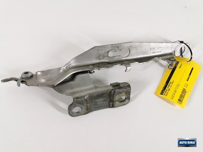 Charnière capot d'un Volvo XC60, -, 3 mois de garantie, -, -