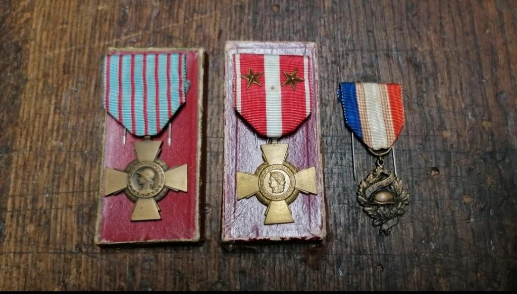 Médailles valeur militaire harki, combattant, unc Algérie, Envoi, Autres, Ruban, Médaille ou Ailes
