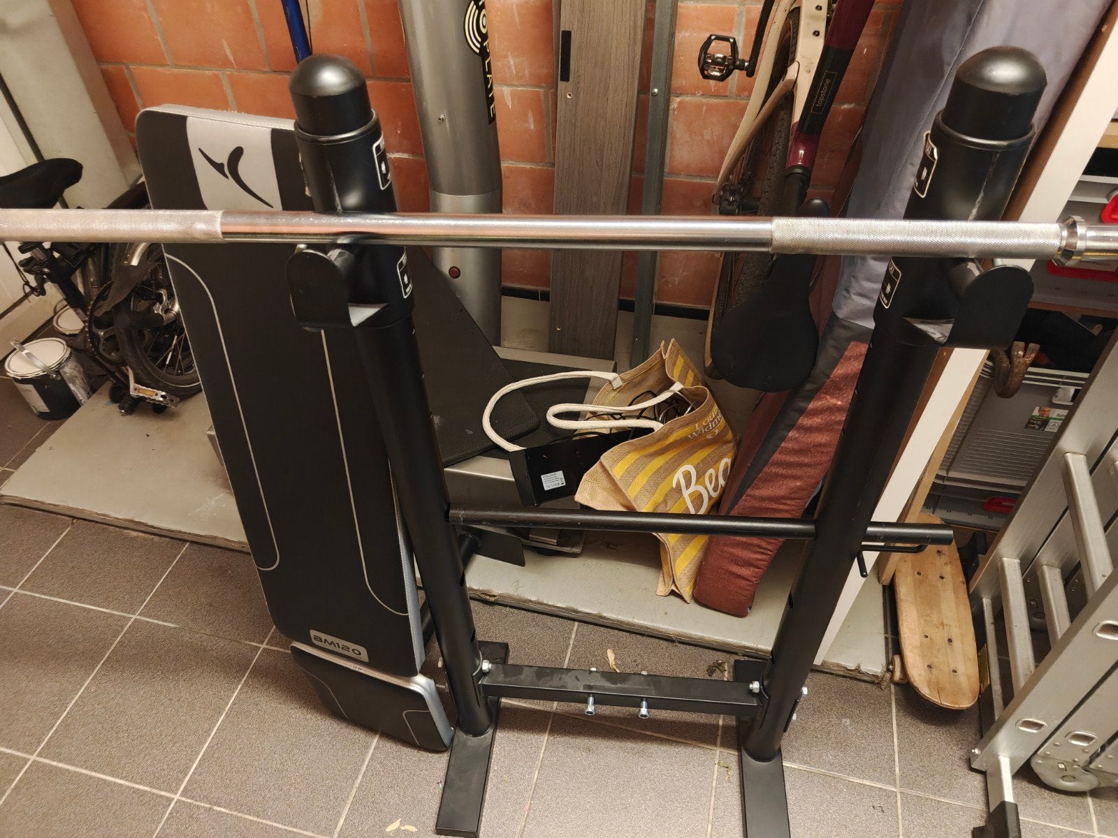 Fitness bankje met bar en gewichtjes (2 x 5kg en 2x 2.5kg), Ophalen