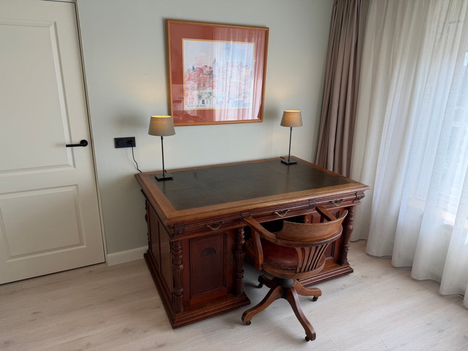 Klassiek Engels Partnersbureau / Partnersdesk / Chesterfield, Enlèvement