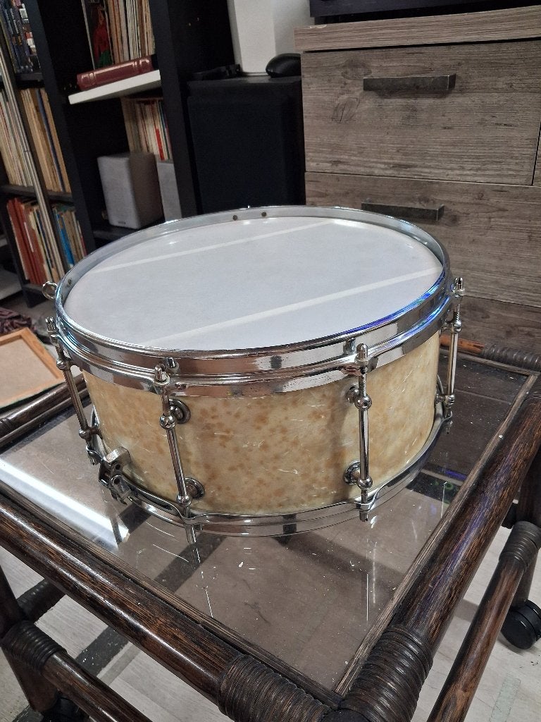 Twee vintage snare drums 14 x 6 inch, Muziek en Instrumenten, Drumstellen en Slagwerk, Ophalen, Gebruikt