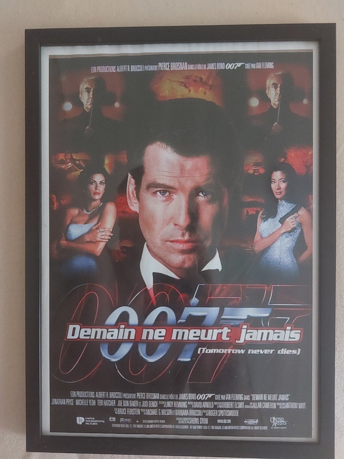James bond kader, Verzamelen, Ophalen