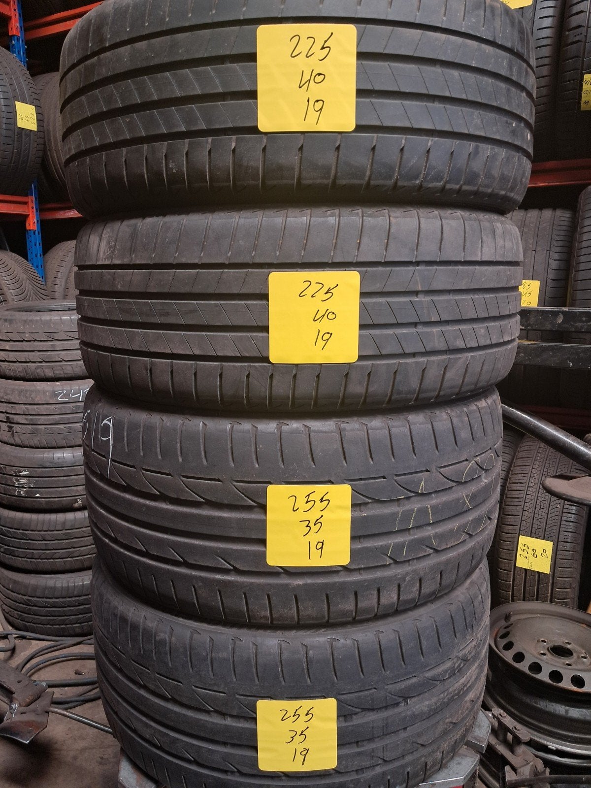 225/40/19 255/35/19 225/40R19 255/35R19 Bridgestone été, Enlèvement