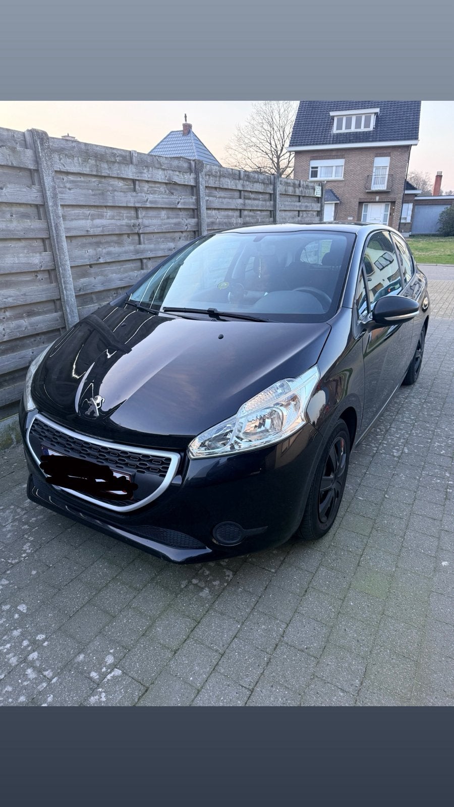 Peugeot 208, Euro 5, USB, Zwart, Bedrijf