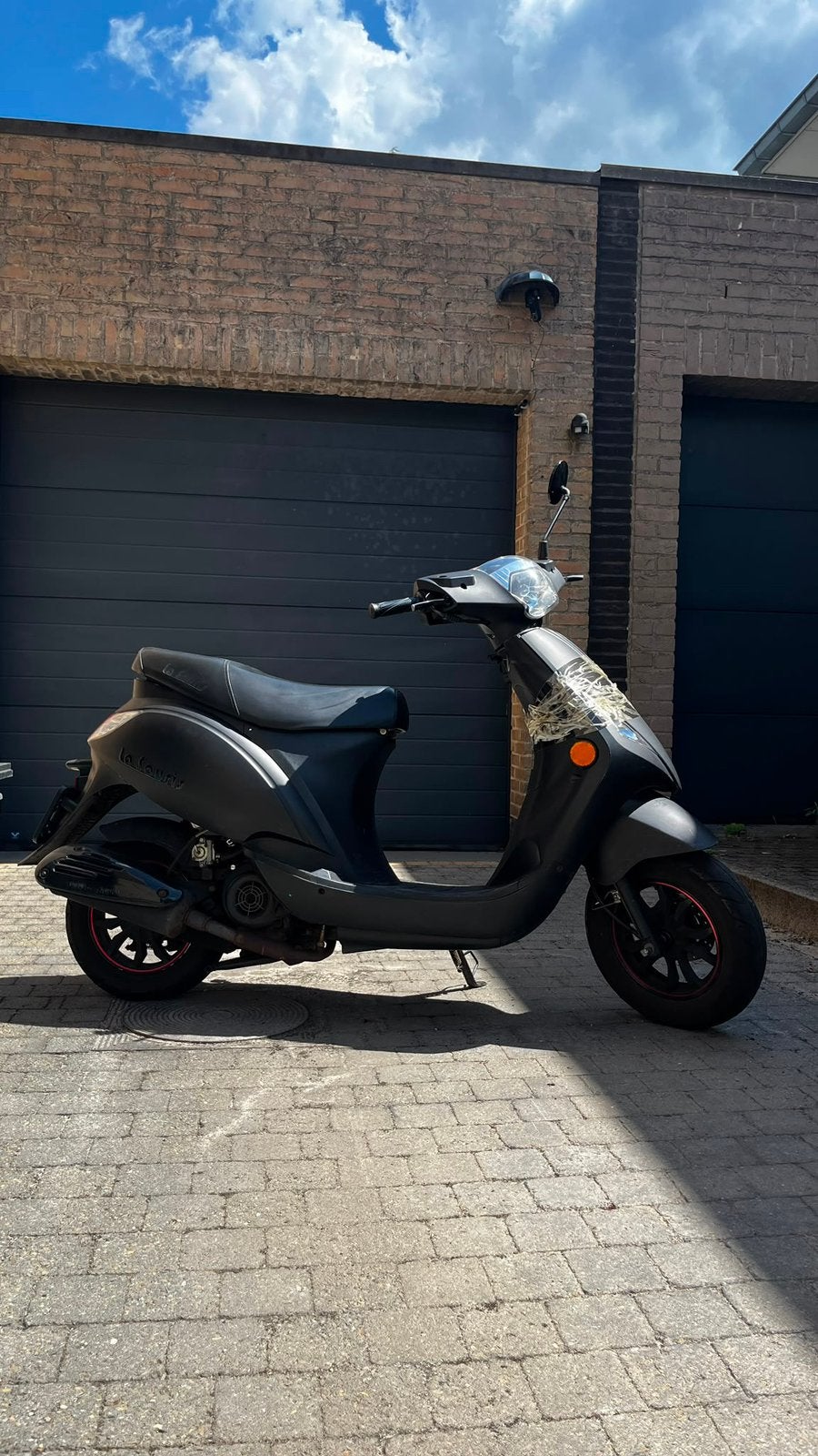 La souris zip 4 takt, Fietsen en Brommers, Scooters | Kymco, Zo goed als nieuw, Ophalen