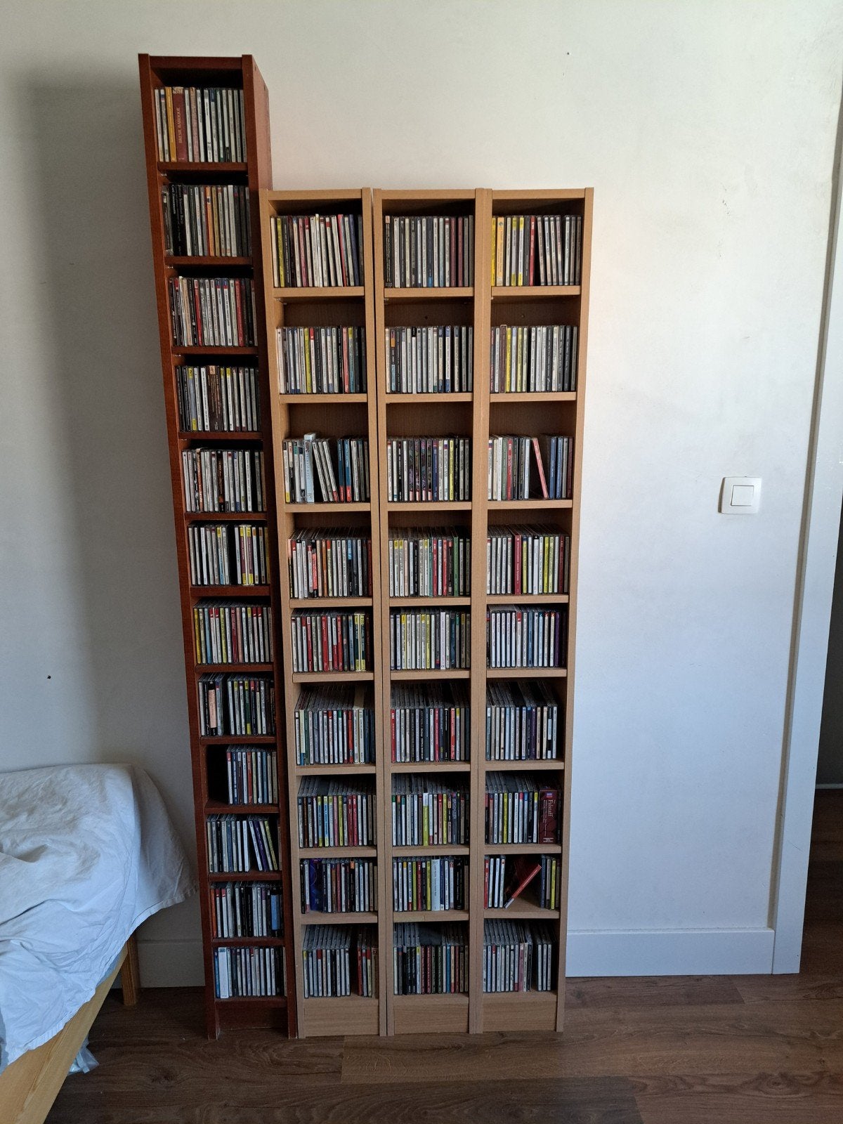 Armoires pour CD, Maison & Meubles, Enlèvement, Utilisé, Bois, 150 disques ou plus