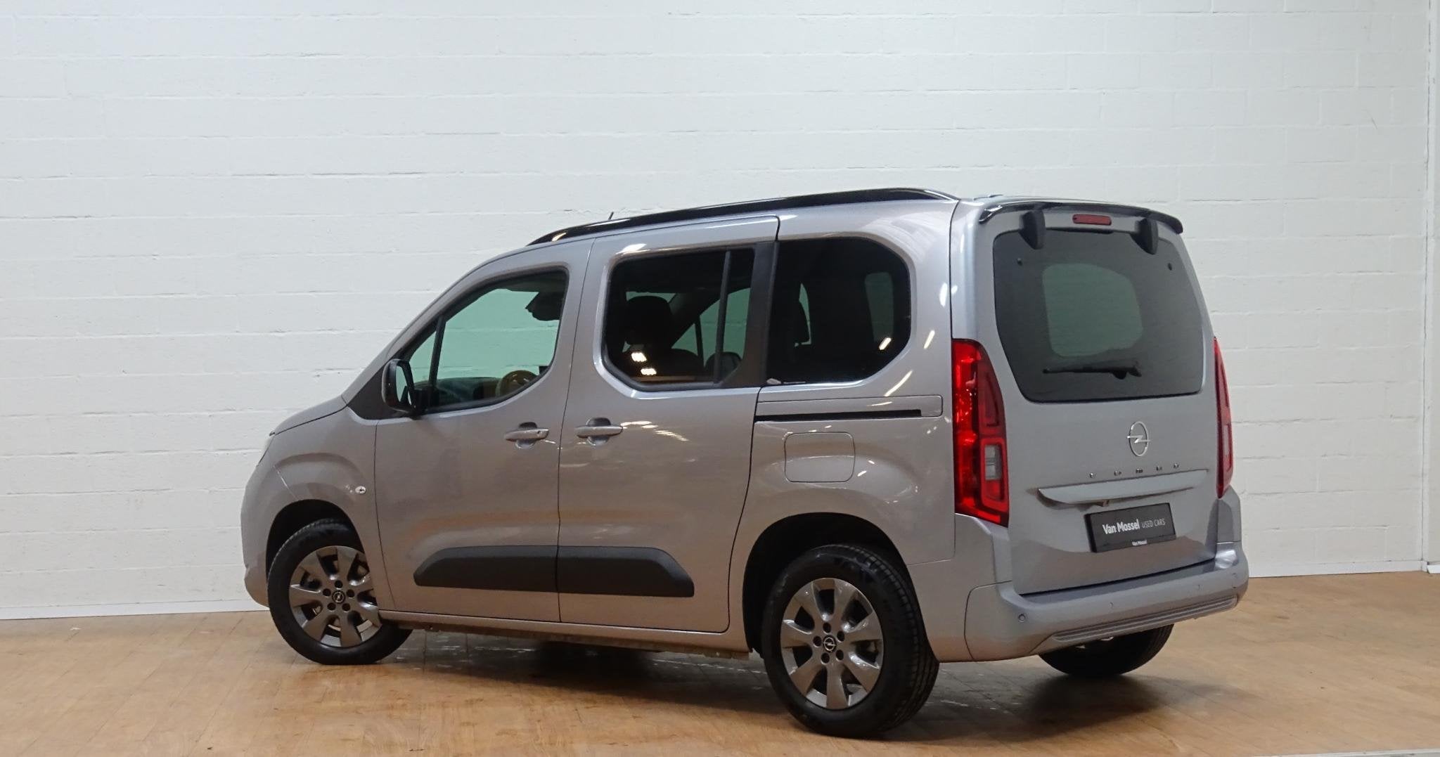 Opel Combo Life 1.2T Edition+gps+camera+park pilot achteraan, Auto's, Opel, Gebruikt, Overige modellen, Parkeersensor, Bedrijf
